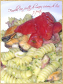 Fusilli con frutti di mare, crema di ceci e pesto