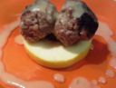 Polpette con semi di finocchio e salsa alle mele