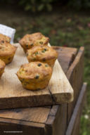 Muffin salati con piselli e menta