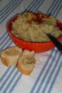 Paté di patate all'aglio