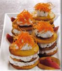 Mini sandwich con ricotta e ceci.