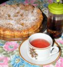 TORTA CON PERE, AMARETTI E GRANELLA DI NOCCIOLE