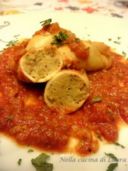 CALAMARI RIPIENI SU LETTO DI POMODORO