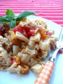 PASTA FREDDA CON PEPERONI E FETA