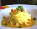 TAGLIATELLE ZUCCA E SALMONE