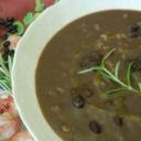 Minestra di fagioli neri