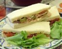 Tramezzini prosciutto cotto e peperoni, ricetta finger food