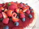 TORTA FREDDA ALLO YOGURT CON FRUTTI ROSSI