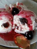 Gelato variegato all’amarena senza gelatiera