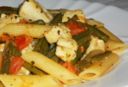 Penne con pollo e fagiolini