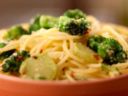 Spaghetti con patate e broccoli