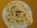 Spaghetti aglio olio e peperoncino