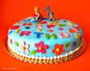 Torta colorata di compleanno