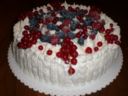 Torta meringata ai frutti di bosco