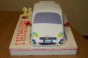 Torta di compleanno: una dolce auto