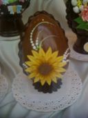 Uovo di cioccolato decorato per Pasqua