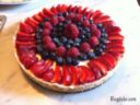 Cheescake decorata con frutta