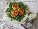 Fish Burger di salmone con salsina allo yogurt