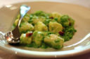 Ricette leggere, gli gnocchi con crema di piselli
