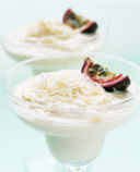 Ricette estive, la mousse di cioccolato bianco e cocco