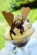 Pere alla Bella Elena, un classico dolce al cucchiaio