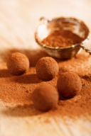 Tartufi al cioccolato fondente e pere della Prova del Cuoco