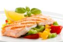 Ricette pesce: Tranci di salmone con peperoni al profumo di limone