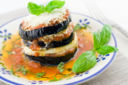 Torrette di melanzane, mozzarella e pomodoro