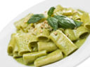 Rigatoni con pesto alla genovese e pinoli