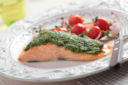 Salmone in crosta di pesto alla genovese