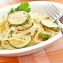 Pasta con le zucchine fritte