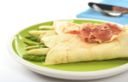 Piadina con asparagi e speck