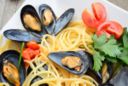 Spaghetti con cozze e patate, ricetta di Molto Bene