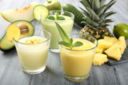 Smoothie di ananas e avocado