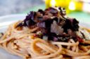 Spaghetti al radicchio e crescenza di Benedetta Parodi