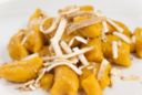 Gnocchi di zucca con provola affumicata