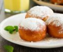 Frittelle di Carnevale con ricotta e mele