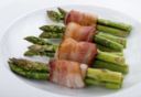 Involtini di asparagi e pancetta al forno