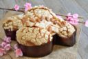 Colomba farcita con crema e fragole