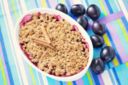 Crumble di prugne fresche