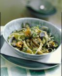 Linguine con zucchine e vongole veraci