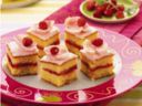 Irresistibile...Petit fours alla confettura di fragole