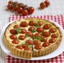 Crostata di ricotta e pomodori pachino