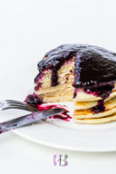 Pancakes con salsa all’uva fragola