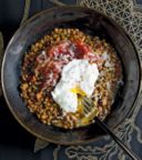 Lenticchie alla paprika con formaggio di capra