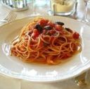 Spaghetti con melanzane ed olive