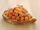 Bruschette con gamberetti e pomodorini