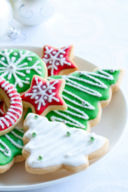 Biscotti di Natale decorati con pasta di zucchero