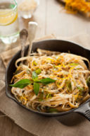 Linguine aglio, olio, peperoncino e pane grattato di Benedetta Parodi