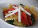 FARFALLE POMODORINI, RUCOLA E RICOTTA